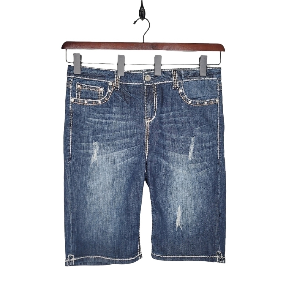 Grace in LA Juniors High Rise Shorts